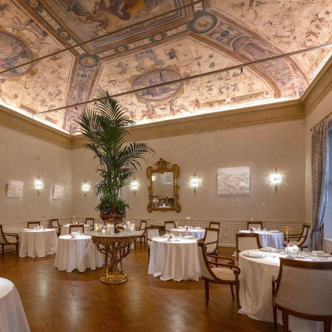 Five-star luxury hotel in the centre of Bologna | Grand Hotel